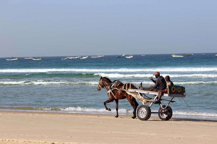 Le soleil des plages du Sénégal en février 
