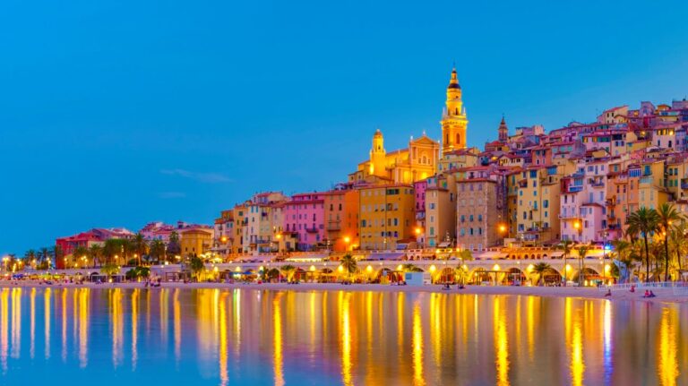 Où voyager en camping-car en octobre en France?