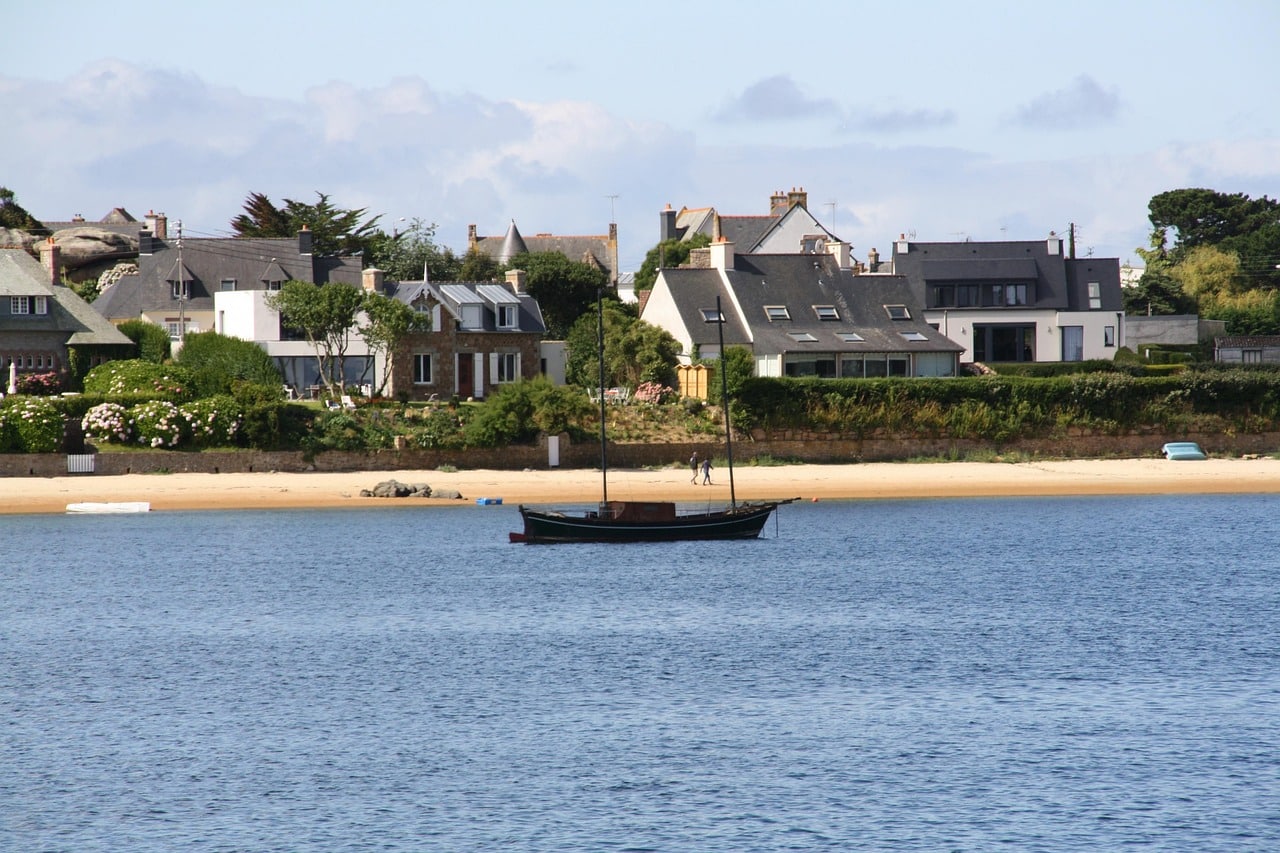 Où partir en France en avril en camping car?